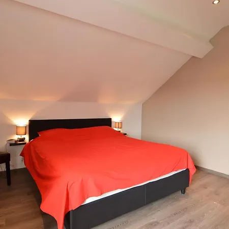 Cozy Holiday In La Roche-en-ardenne Near Forest Bertogne